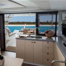 Fountaine Pajot Lucia 40