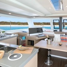 Fountaine Pajot Lucia 40