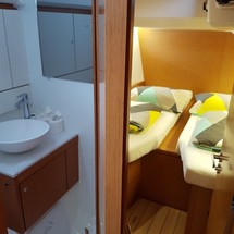 Jeanneau 54