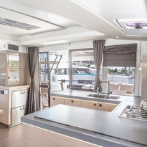 Fountaine Pajot Astréa 42