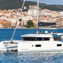 Lagoon 42