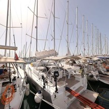 Beneteau Oceanis 46