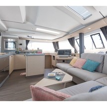 Fountaine Pajot Saona 47