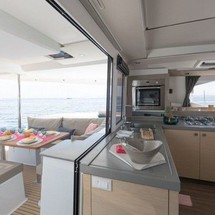 Fountaine Pajot Saona 47