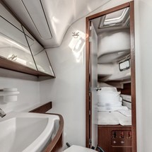 Beneteau Oceanis 40