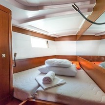 Beneteau Oceanis 48
