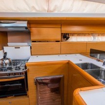 Jeanneau 53