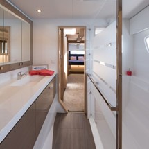 Fountaine Pajot Saona 47