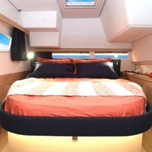 Fountaine Pajot Lucia 40