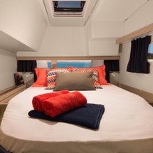 Fountaine Pajot Lucia 40