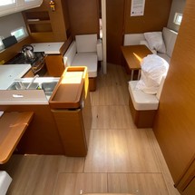 Beneteau Oceanis 41.1