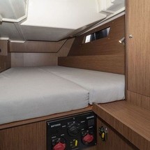 Beneteau Oceanis 41.1