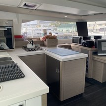 Fountaine Pajot Astréa 42