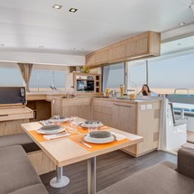 Lagoon 400 S2