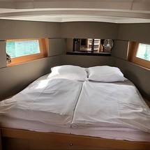 Beneteau Oceanis 38