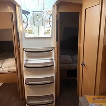 Beneteau Oceanis 38