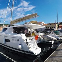 Fountaine Pajot Helia 44