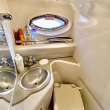 Sea ray 240