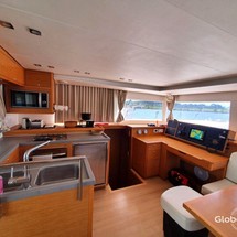 Lagoon 450 F