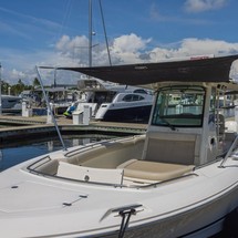 Boston Whaler 330 Outrage