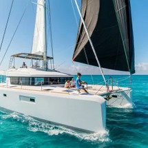 Lagoon 52