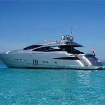 Pershing 90