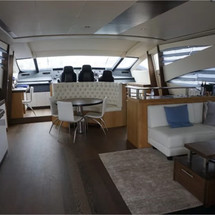 Pershing 90