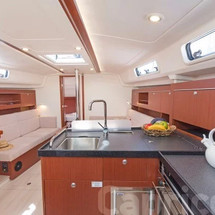 Hanse 385