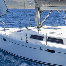Hanse 415