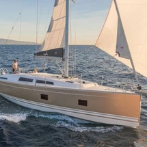 Hanse 418