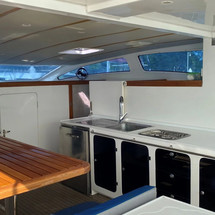 Island packet 380