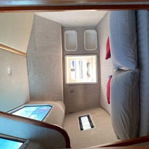 Island packet 380