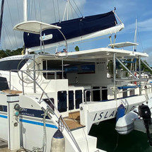 Island packet 380