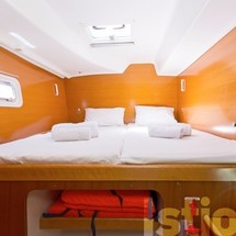 Lagoon 380