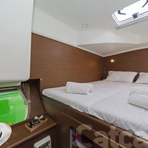 Lagoon 380