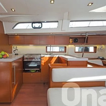 Oceanis 51.1