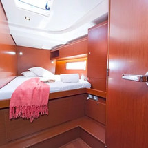 Oceanis 51.1