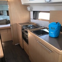 Beneteau Oceanis 38.1