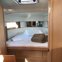 Beneteau Oceanis 38.1