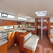 Beneteau Oceanis 51.1