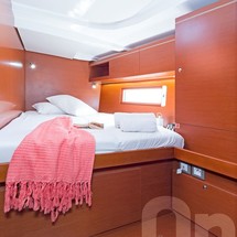 Beneteau Oceanis 51.1