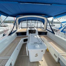 Beneteau Oceanis 51.1