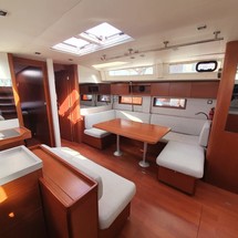 Beneteau Oceanis 51.1