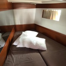 Beneteau Oceanis 48