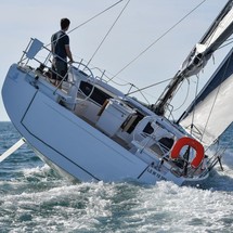 Beneteau Oceanis 46