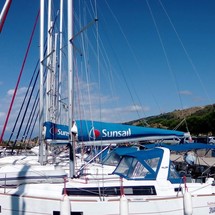 Beneteau Oceanis 38