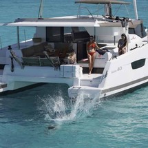 Fountaine Pajot Lucia 40
