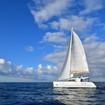 Lagoon 450 F