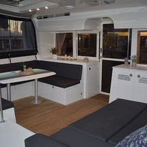 Lagoon 450 F
