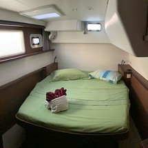 Lagoon 450 F